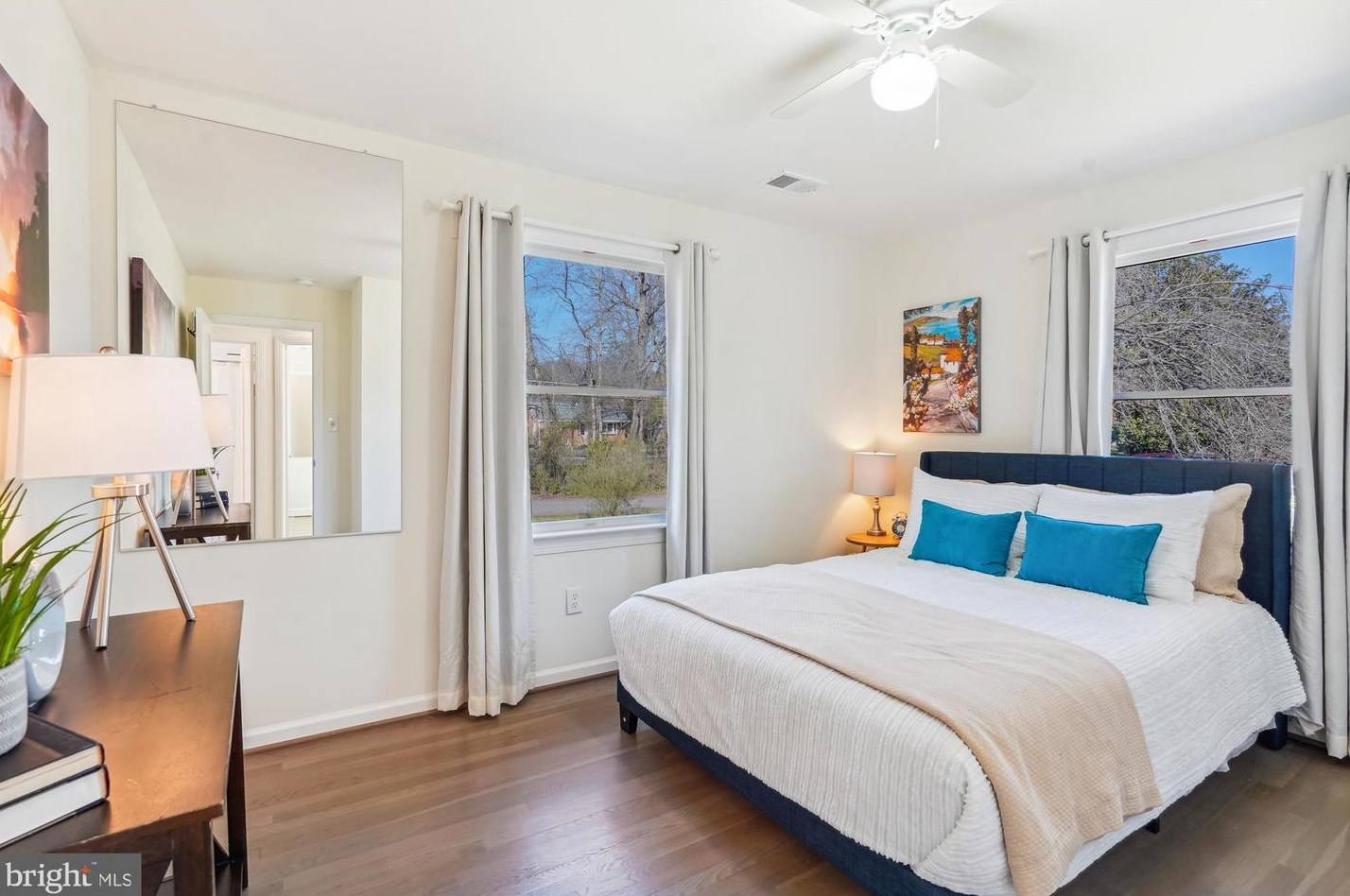 5117 Mount Vernon Memorial Hwy, Alexandria VA  22309-3319 exterior