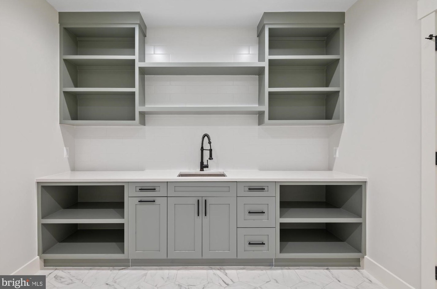 6825 Lemon Rd, Mc Lean VA 22101-5422 exterior