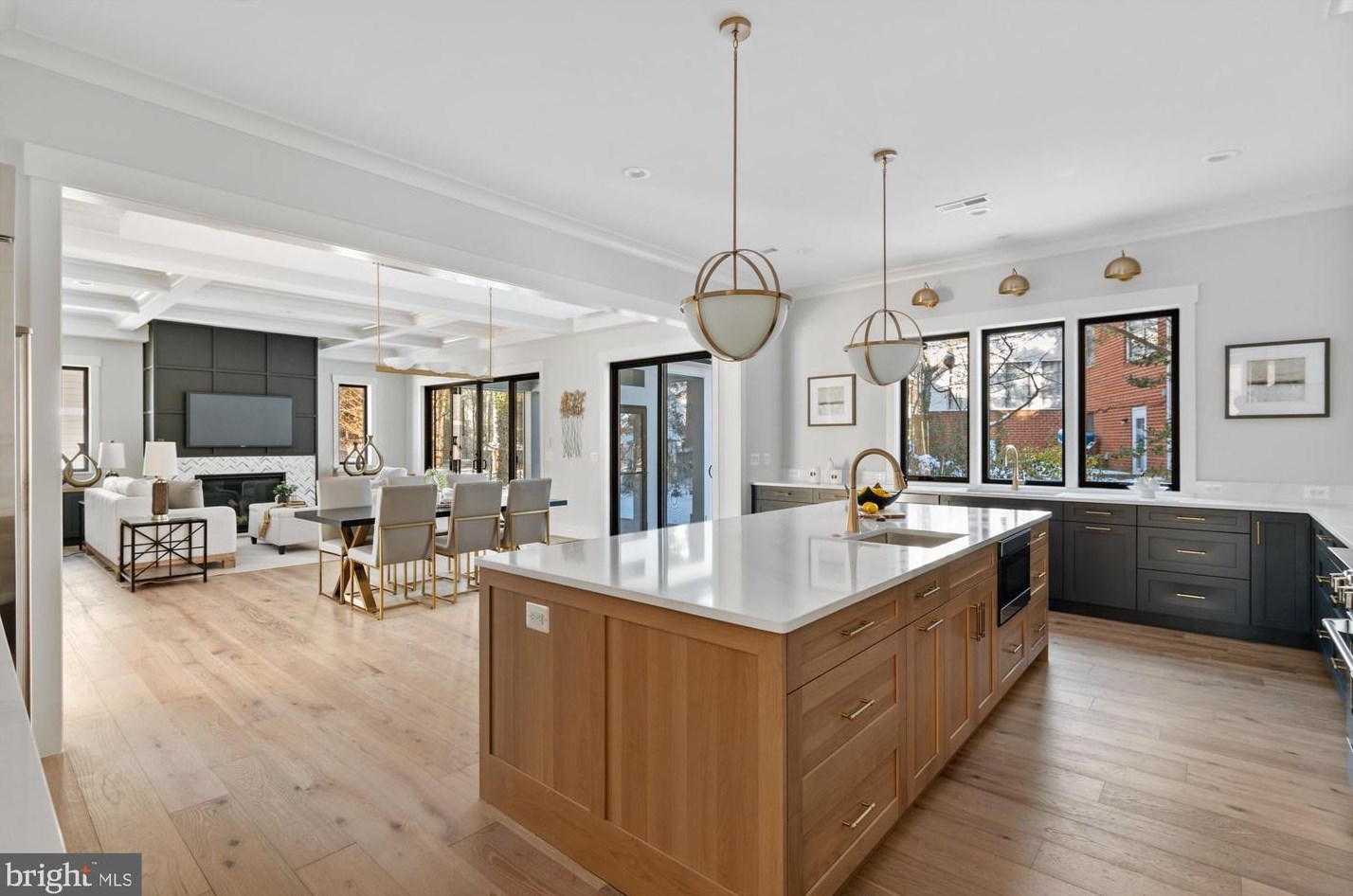 6825 Lemon Rd, Mc Lean VA 22101-5422 exterior