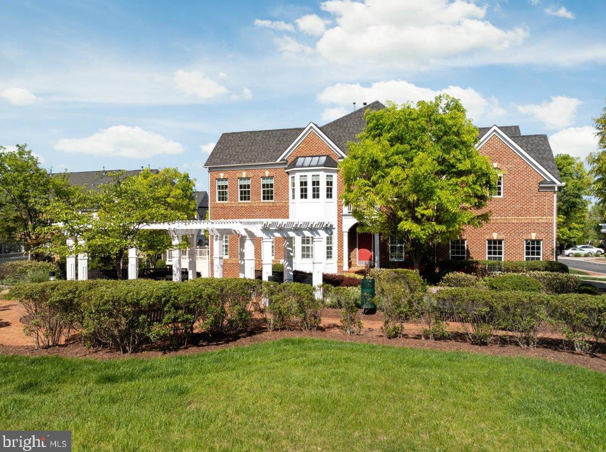 3984 Portloe Terrace, Fairfax, VA 22033