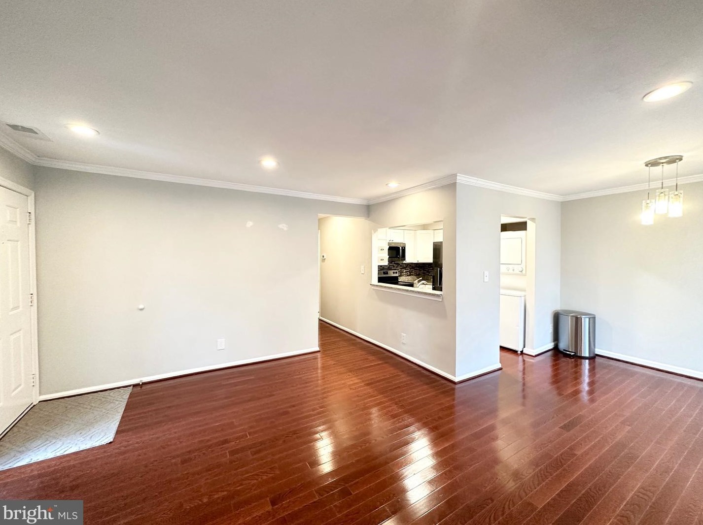 7600 Lakeside Village Dr, Falls Church, VA 22042