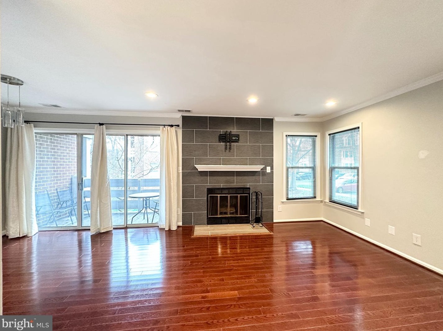 7600 Lakeside Village Dr, Falls Church VA  22042-7548 exterior