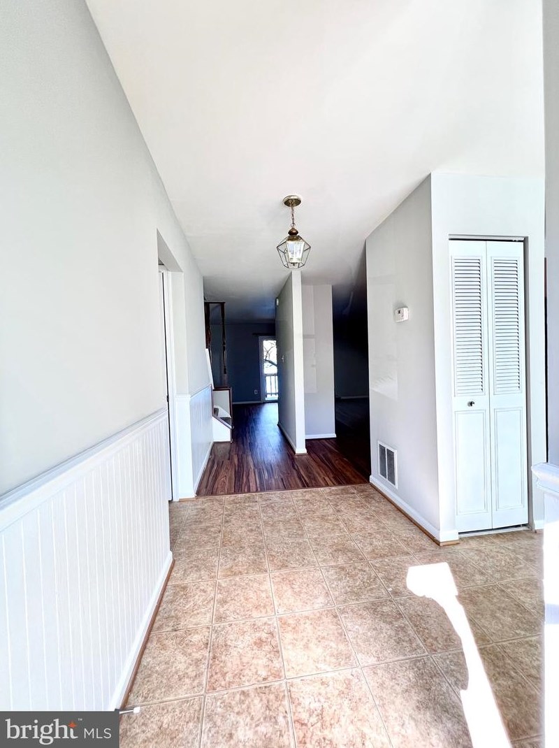 13710 Autumn Vale Ct #26e, Fairfax, VA