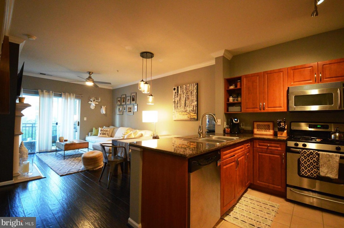 12937 Centre Park Cir #301, Herndon, VA 20171
