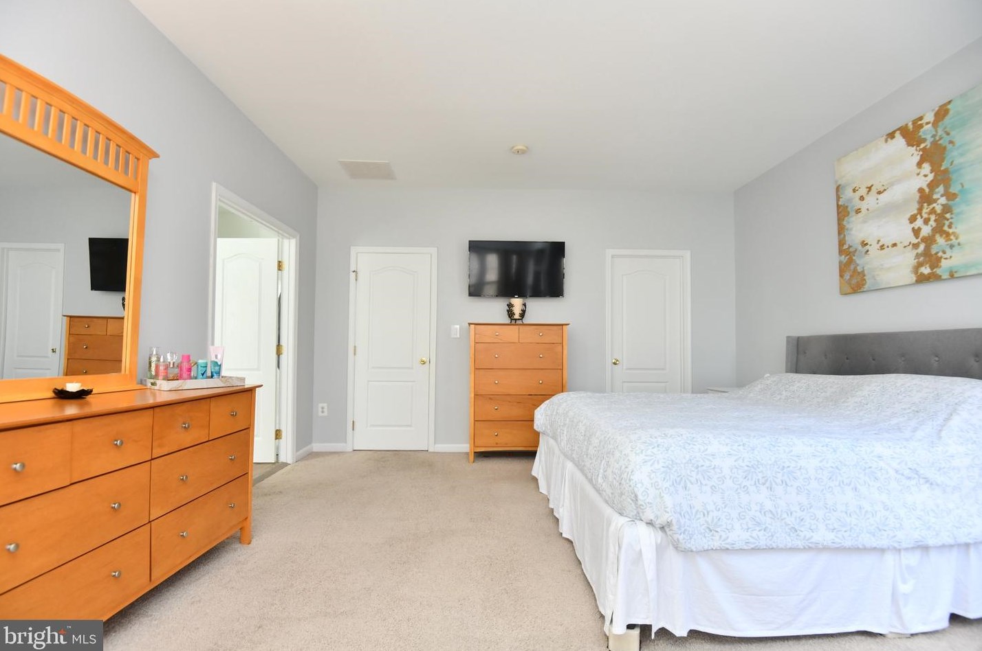 13938 Sawteeth Way, Centreville VA  20121-3032 exterior