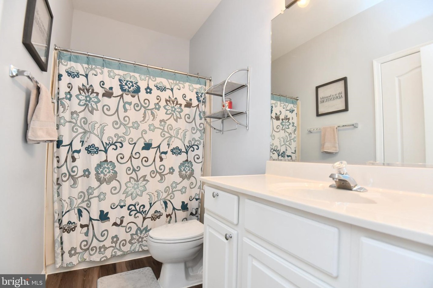 13938 Sawteeth Way, Centreville VA  20121-3032 exterior