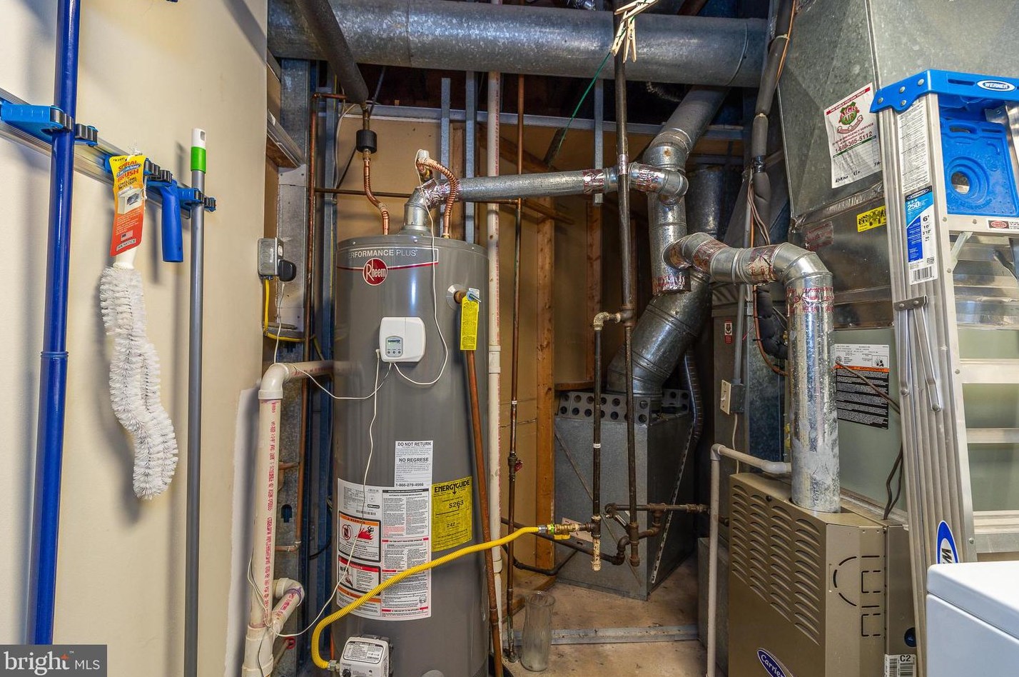 10460 Malone Ct, Fairfax VA 22032-2377 exterior