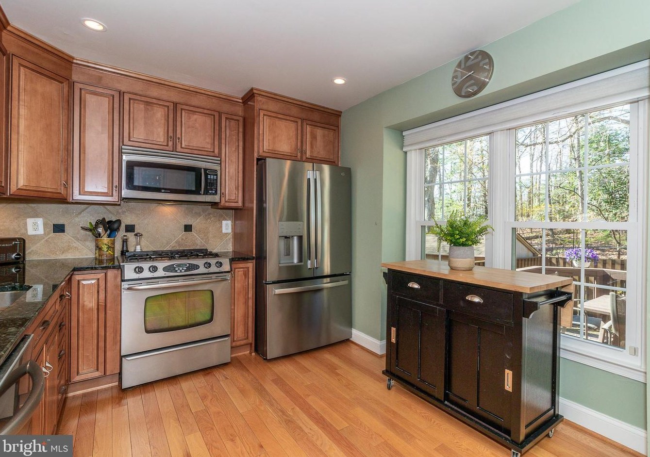 10460 Malone Ct, Fairfax VA 22032-2377 exterior