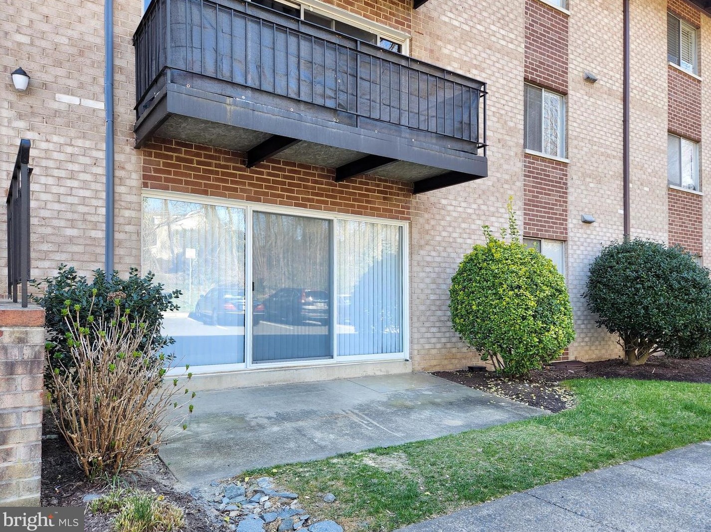 4120 Mangalore Dr, Annandale, VA 22003-3126