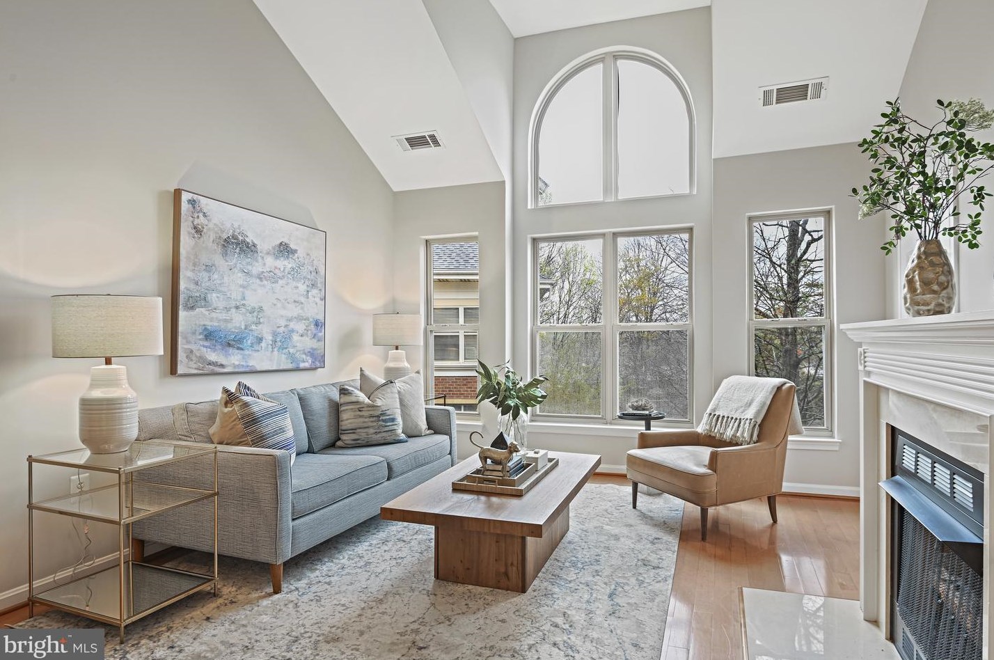 1851 Stratford Park Pl #408, Herndon, VA 20190