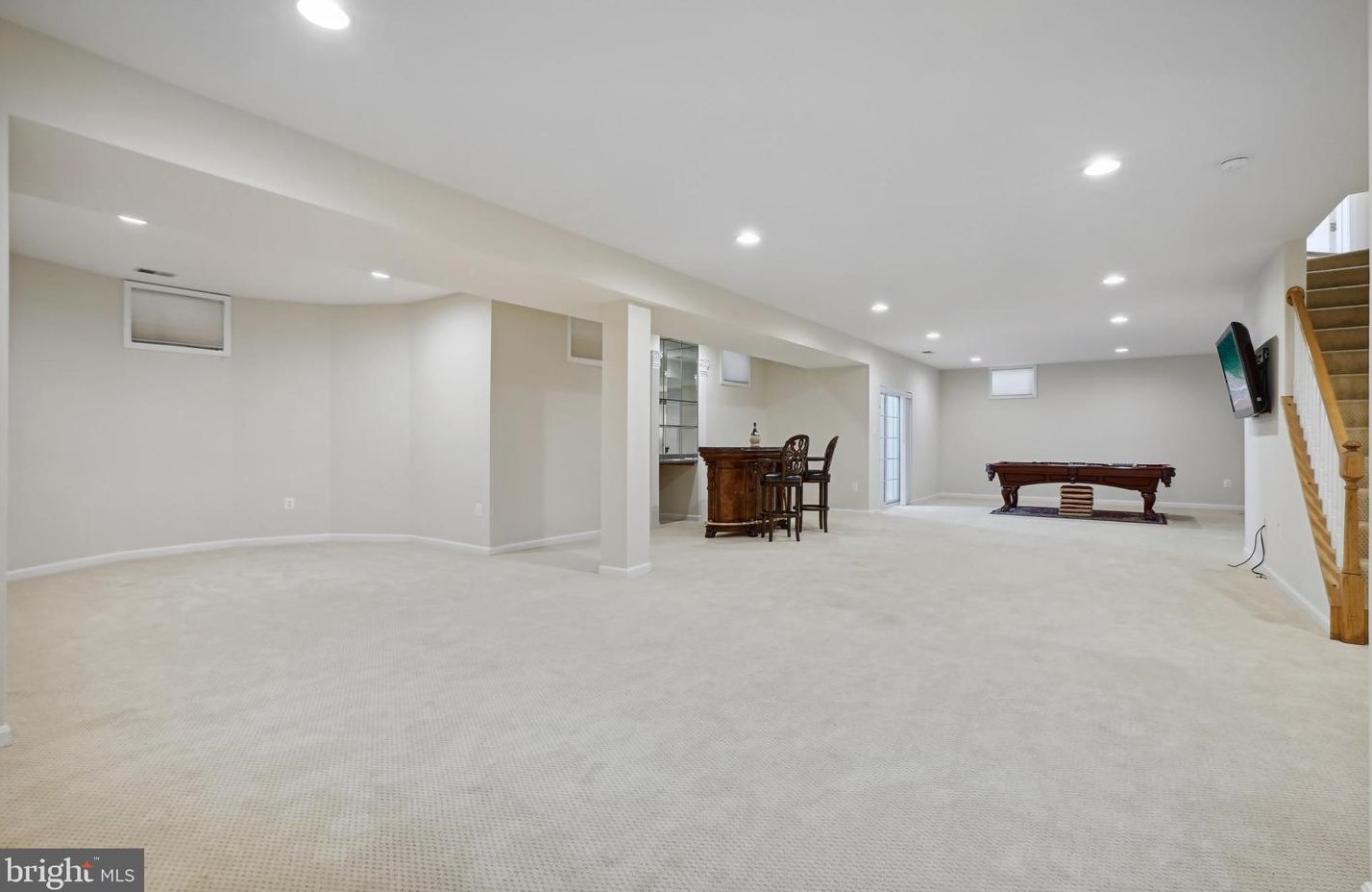 2910 Fox Mill Manor Dr, Vienna VA  22124-1246 exterior