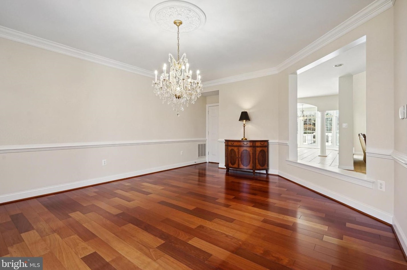 2910 Fox Mill Manor Dr, Vienna VA  22124-1246 exterior