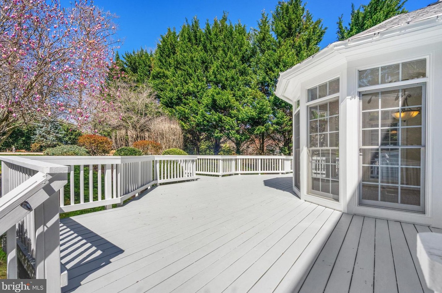 2910 Fox Mill Manor Dr, Vienna VA  22124-1246 exterior