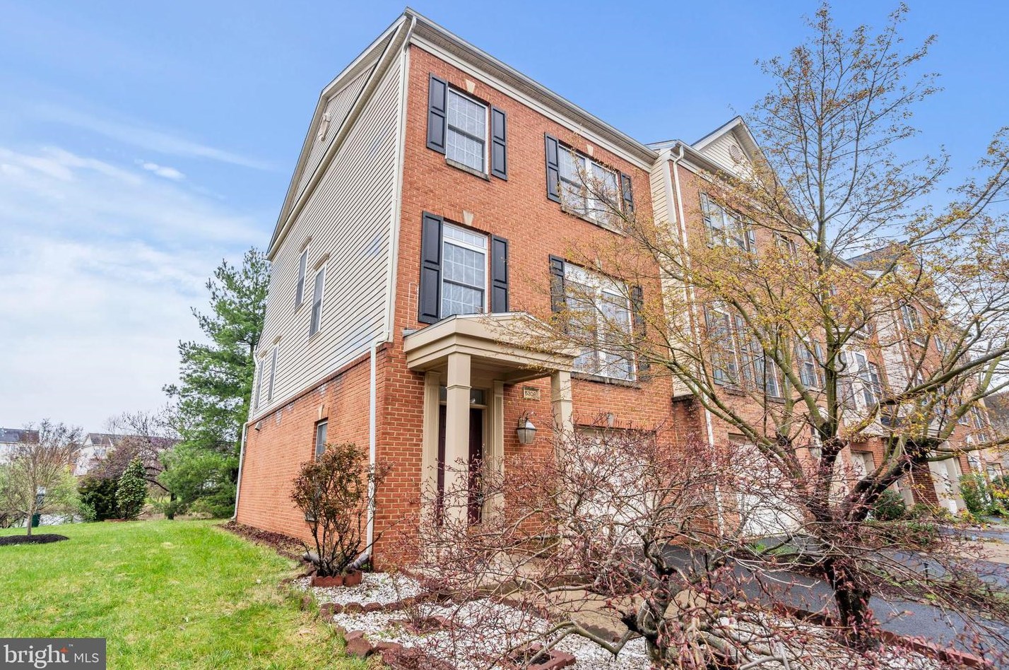 5308 Rosemallow Cir, Centreville, VA 20120-3073