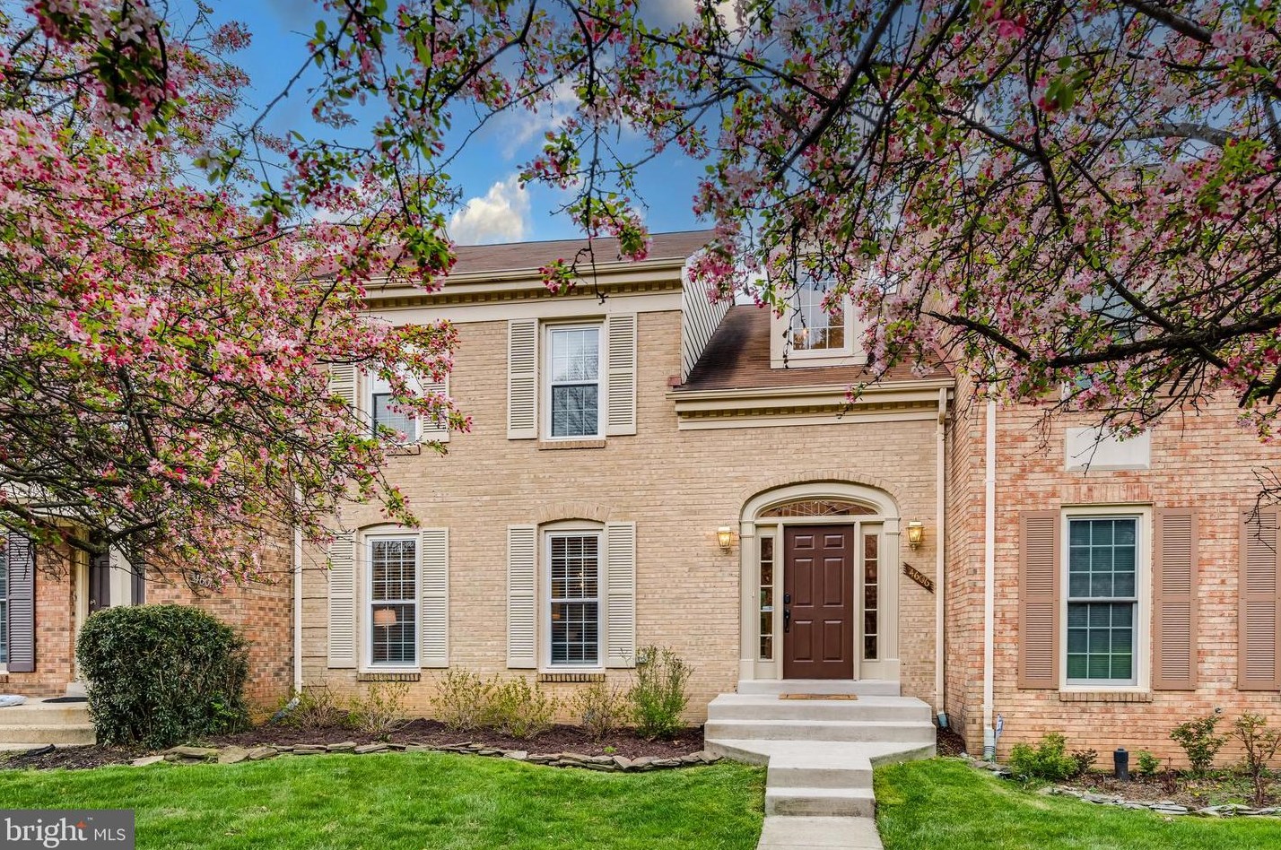 4606 Luxberry Dr, Fairfax, VA 22032