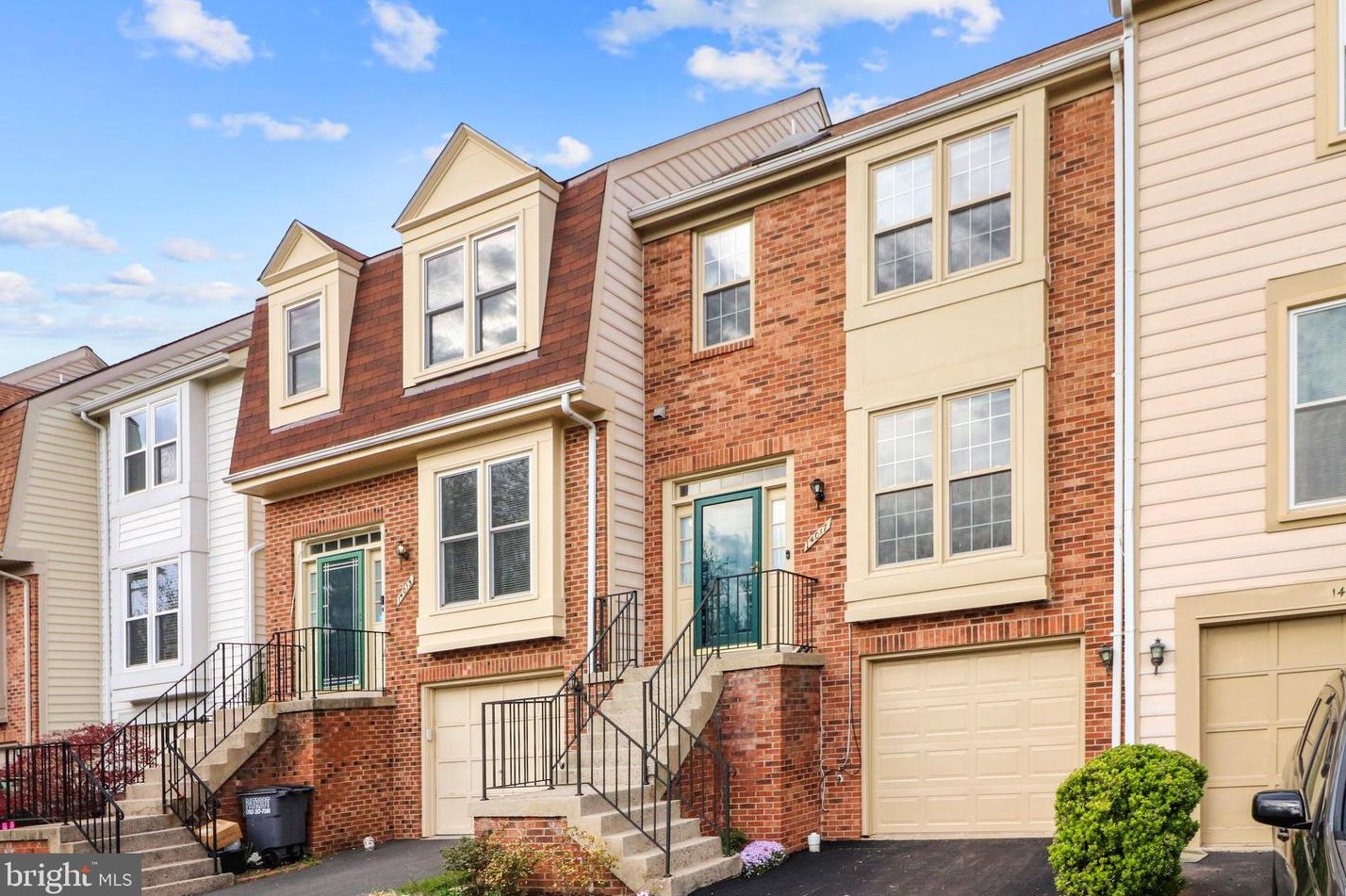 14017 Red River Dr, Centreville, VA 20121-2657