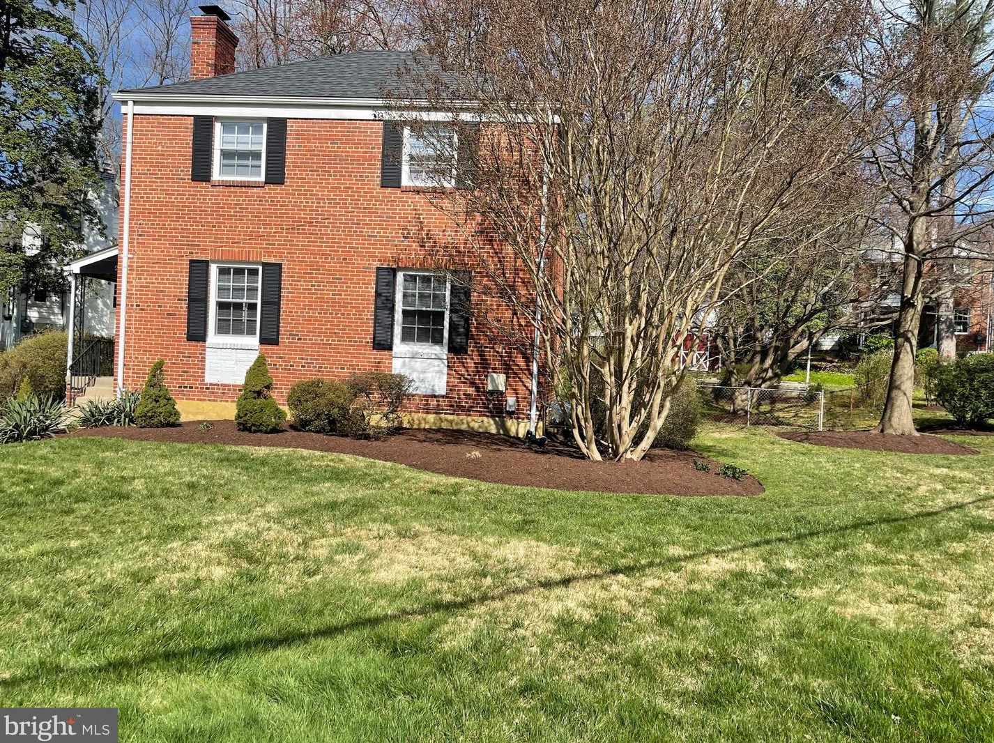 2924 Marshall St, Falls Church, VA 22042