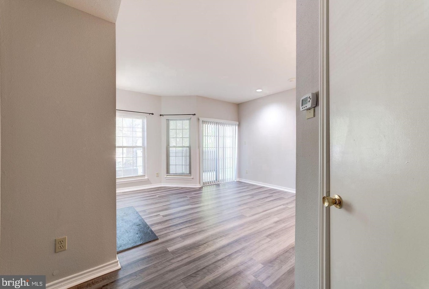 3903 Penderview Dr Apt 1505, Fairfax, VA 22033