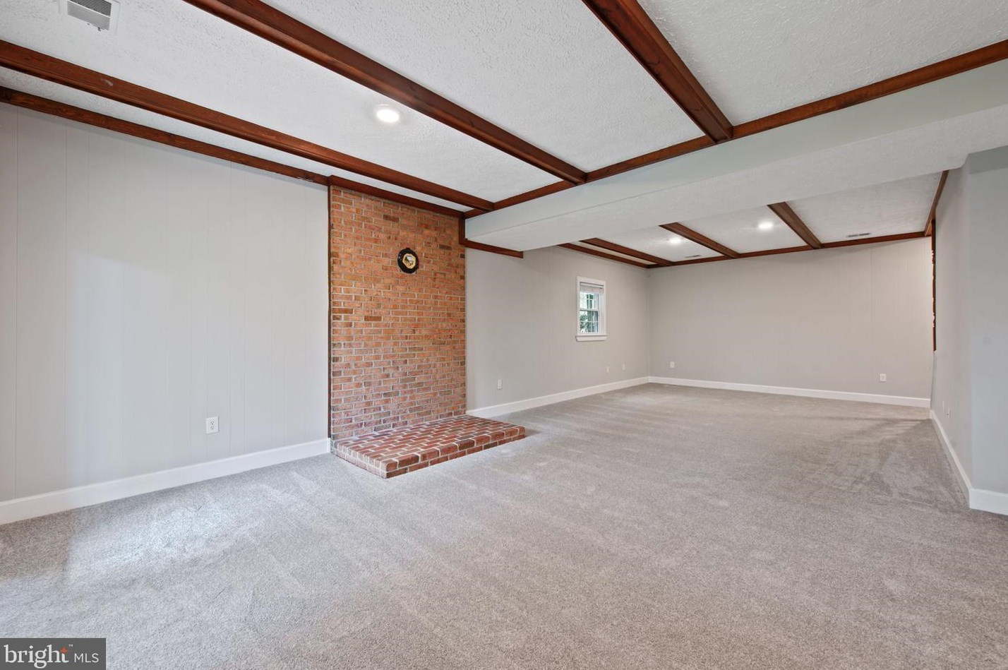 2821 Rifle Ridge Rd, Vienna VA  22124-1204 exterior