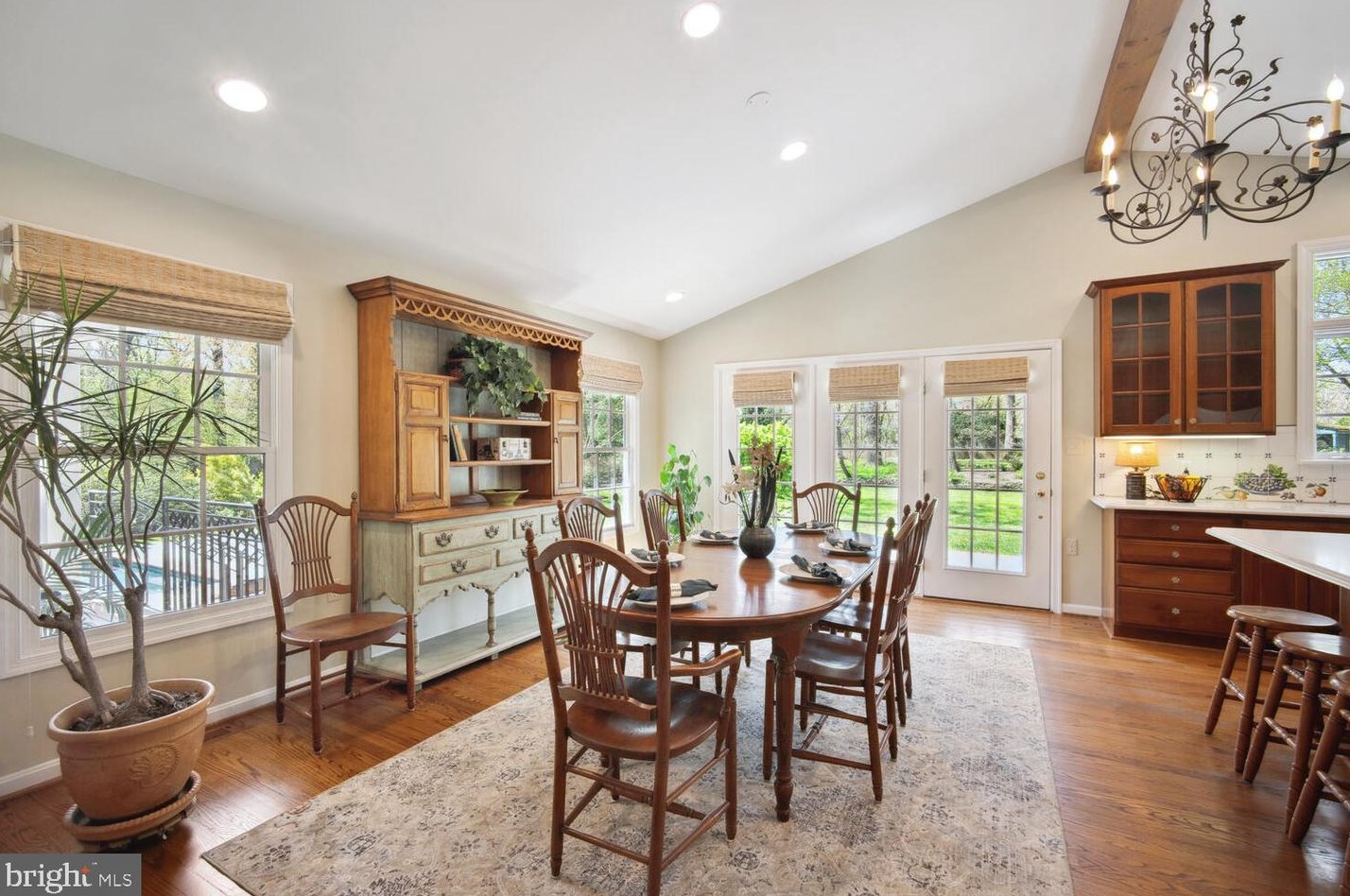 4806 Spruce Ave, Fairfax, VA 22030-6224