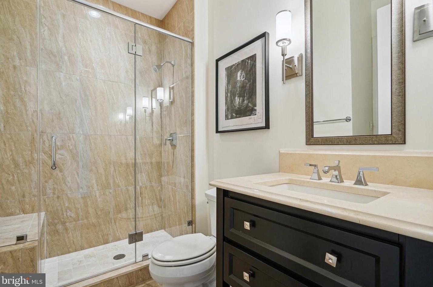 1035 Carper St, Mc Lean VA 22101-2106 exterior