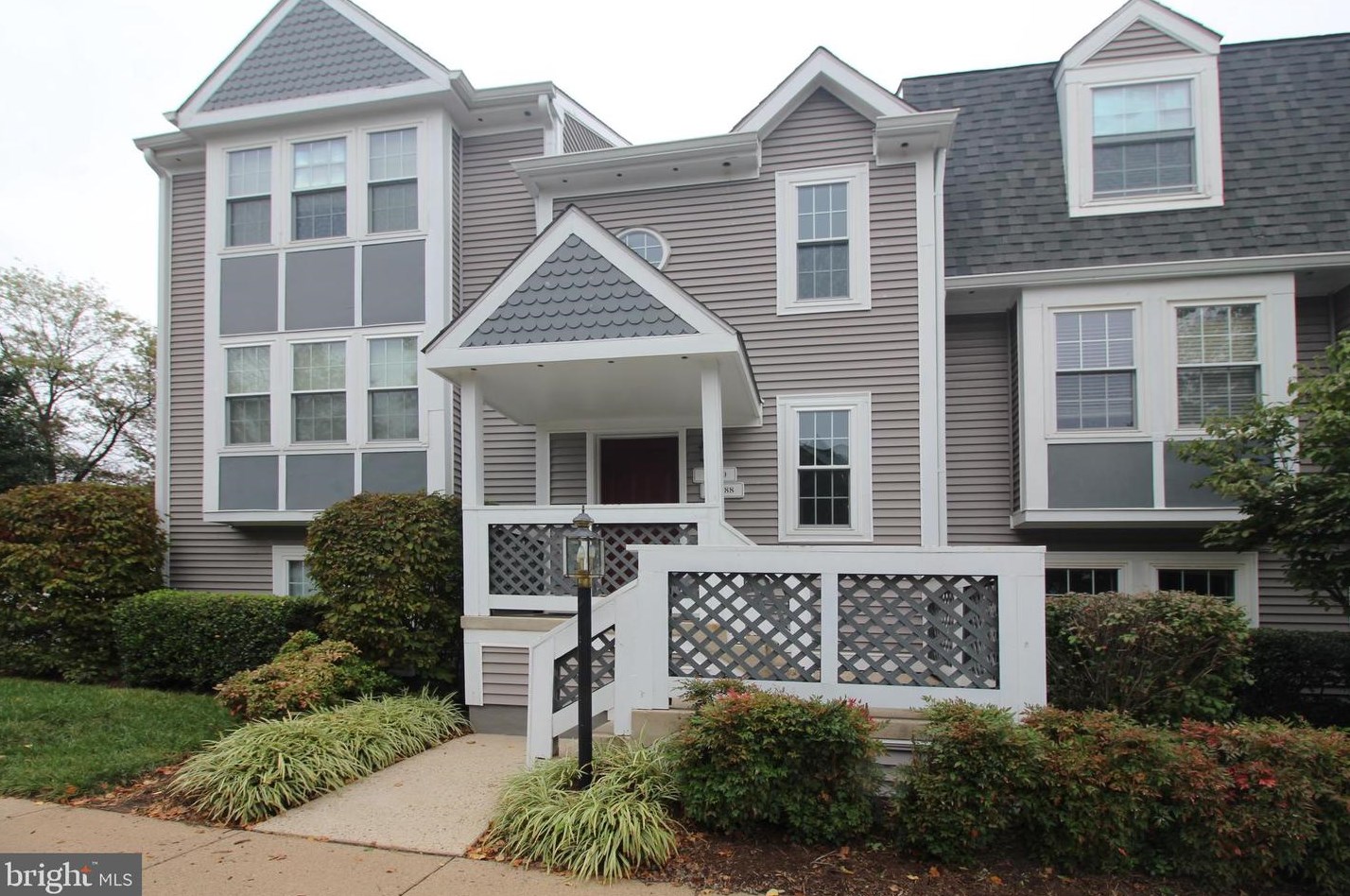12890 Grays Pointe Rd # 12890a, Fairfax, VA