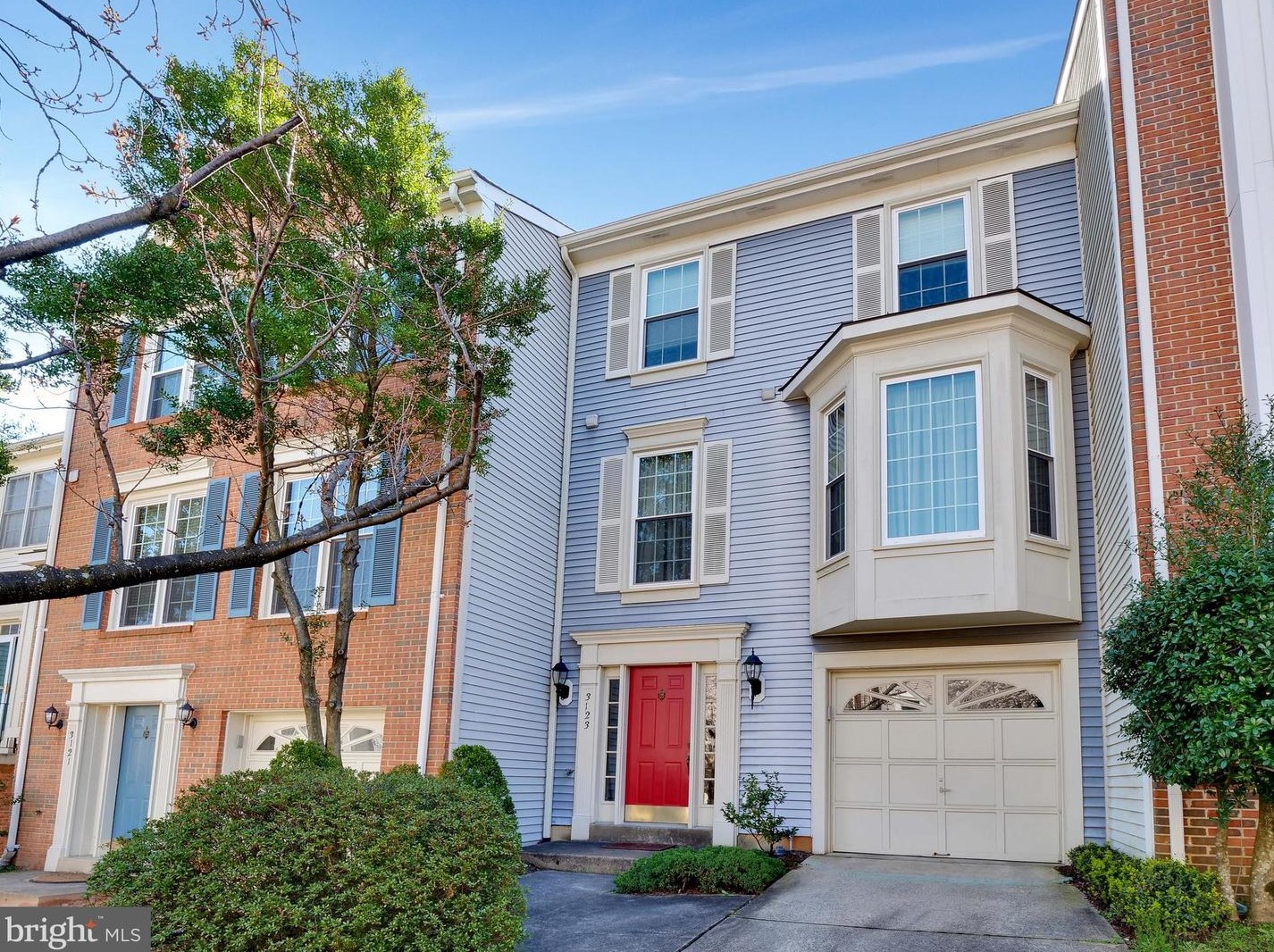 3123 Sutherland Hill Ct, Fairfax, VA 22031-5403