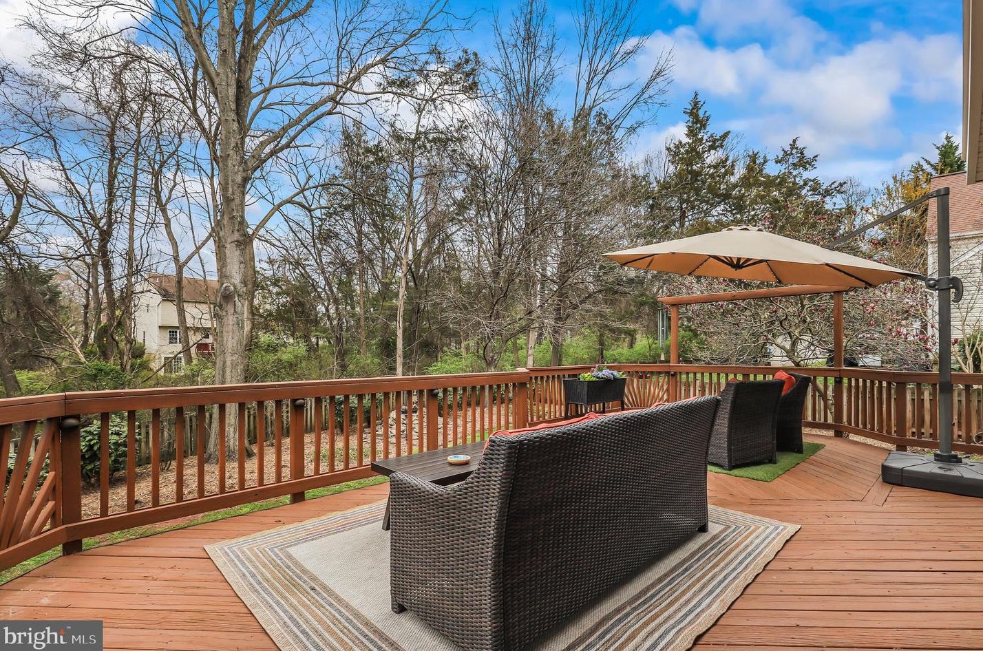 5574 Cedar Break Dr, Centreville VA  20120-3325 exterior