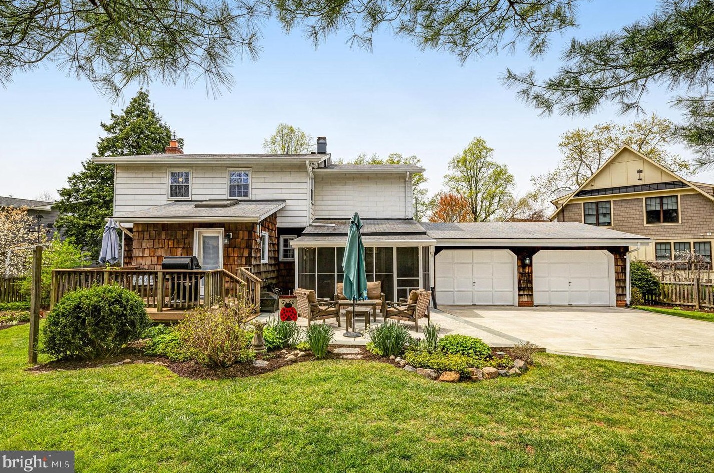 2631 Skidmore Cir, Vienna, VA 22180