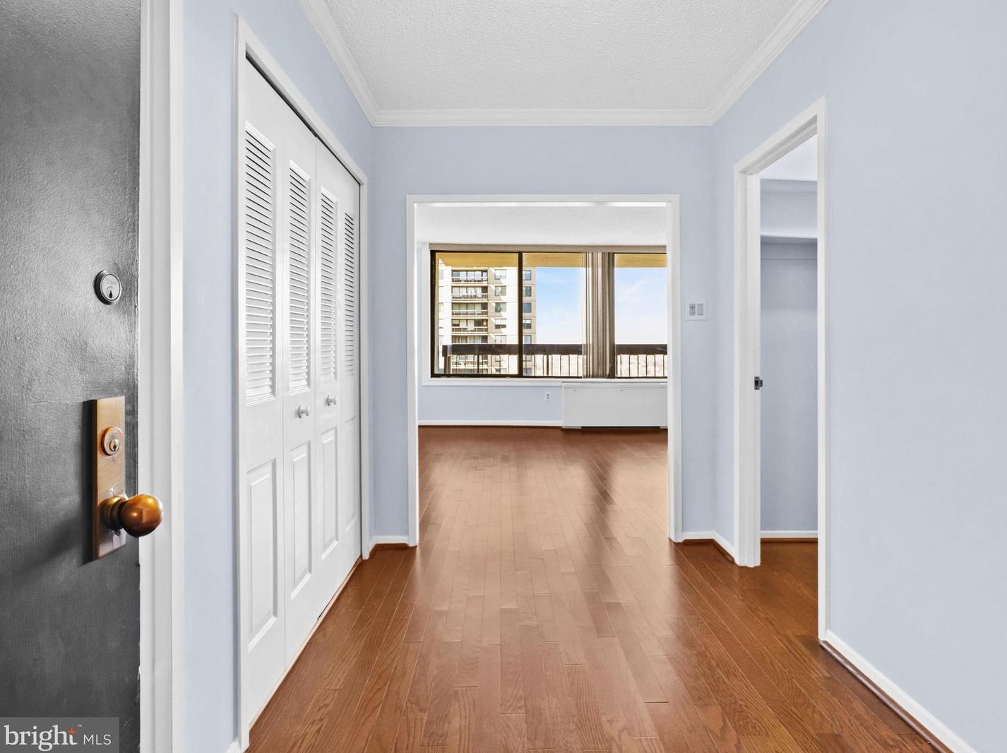 3705 S George Mason Dr #2105s, Falls Church, VA 22041