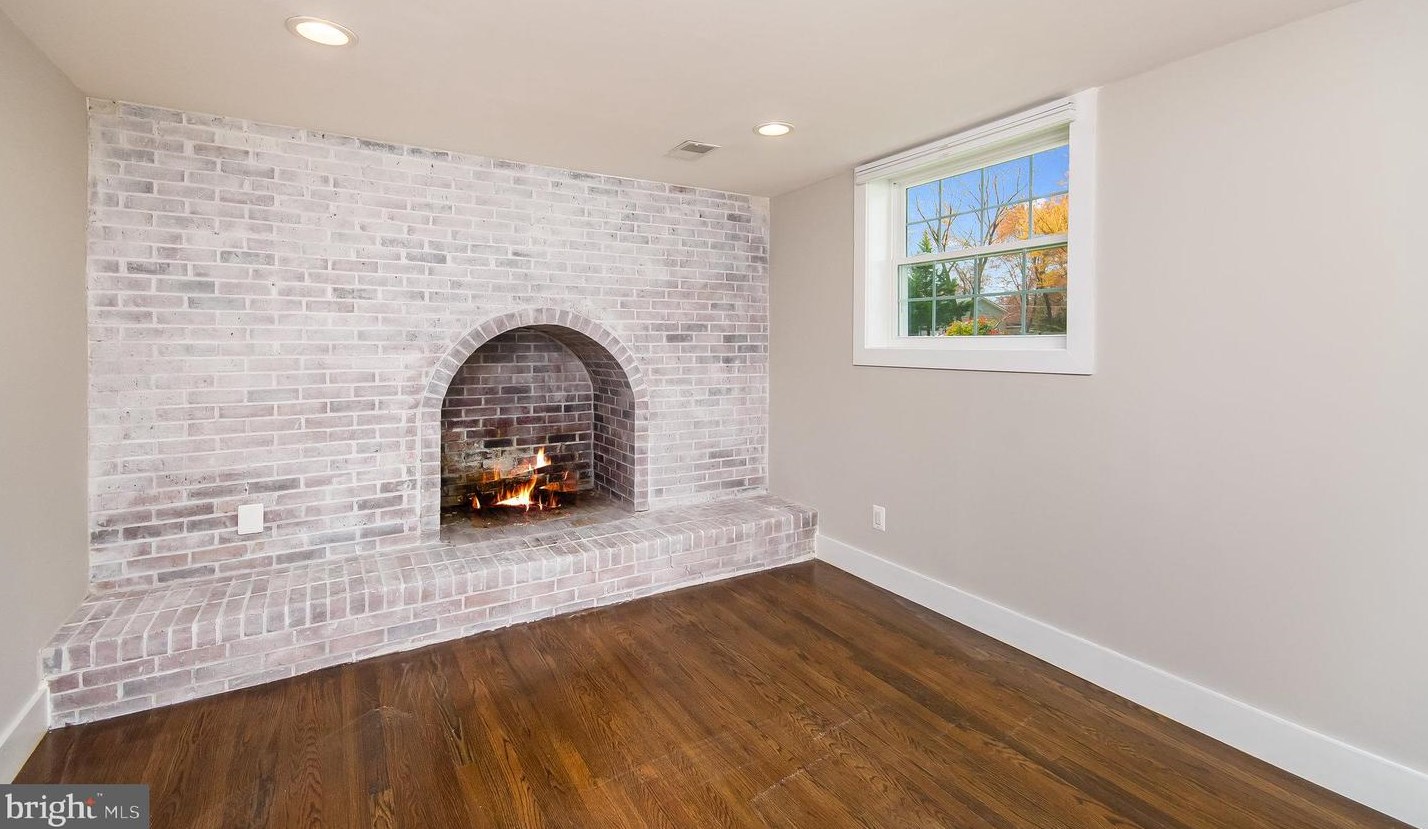 8013 Kidd St, Alexandria VA  22309-1131 exterior