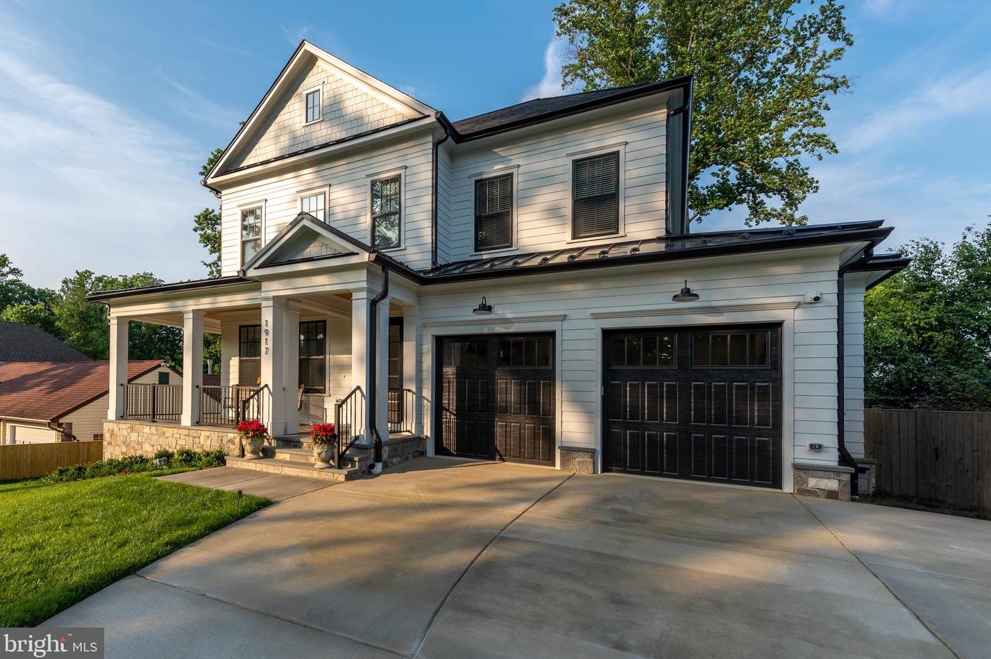 1917 Hileman Rd, Falls Church, VA 22043-1429