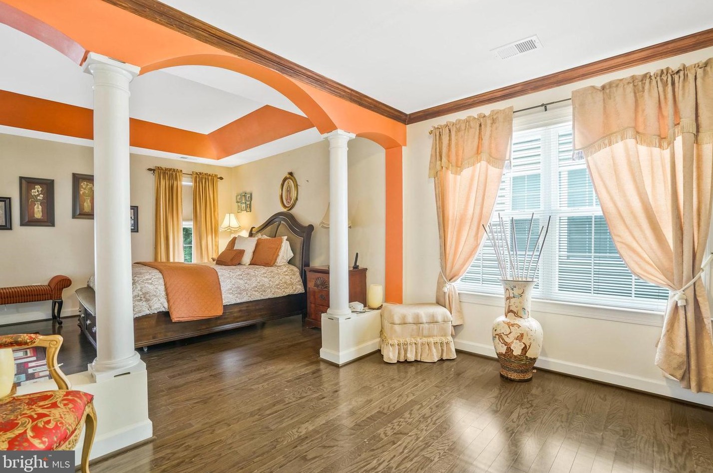 8148 Gilroy Dr, Lorton VA 22079-2938 exterior