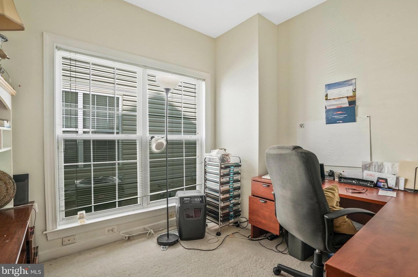 8148 Gilroy Dr, Lorton VA 22079-2938 exterior