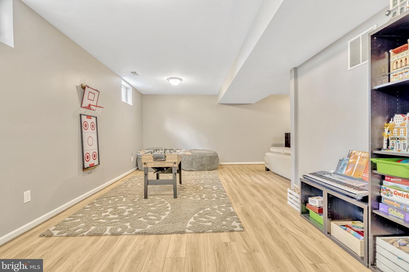 10106 Deckhand Dr, Springfield VA  22015-3933 exterior