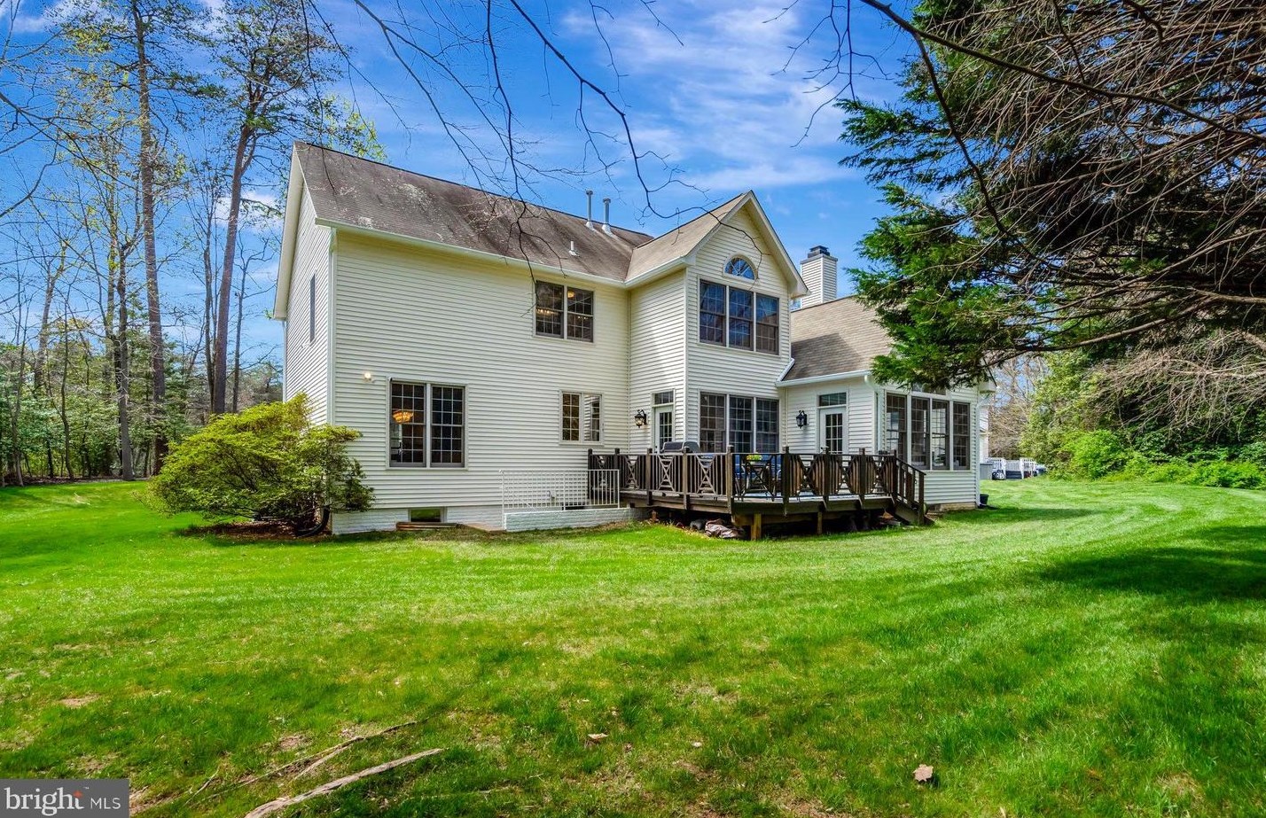 10106 Deckhand Dr, Springfield VA  22015-3933 exterior