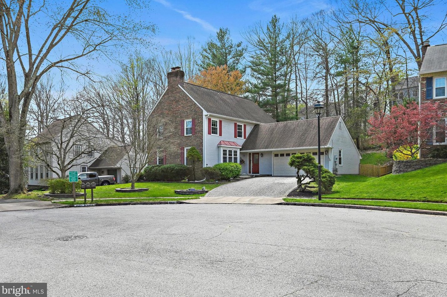 8405 Golden Aspen Ct, Springfield, VA 22153-1812