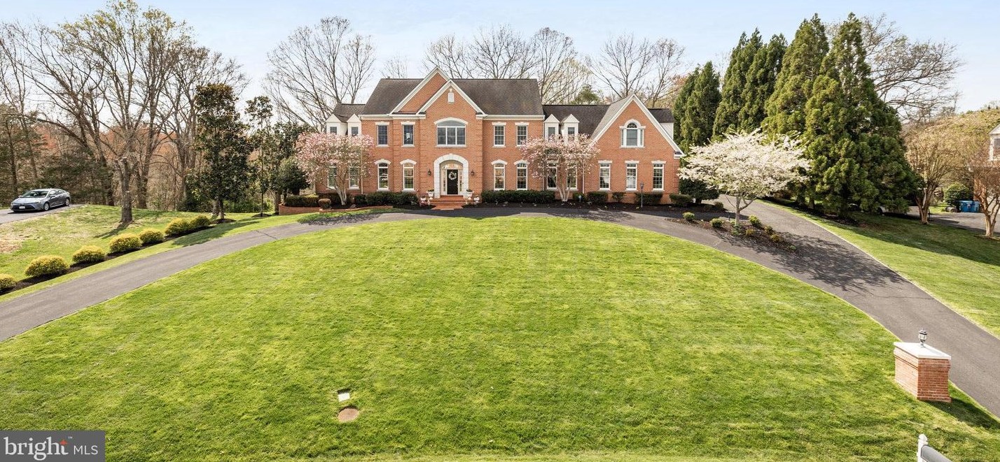 1110 Marlene Ln, Great Falls, VA 22066
