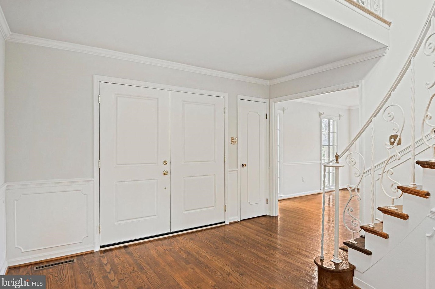 1831 Briar Ridge Ct, Mc Lean VA  22101-4233 exterior