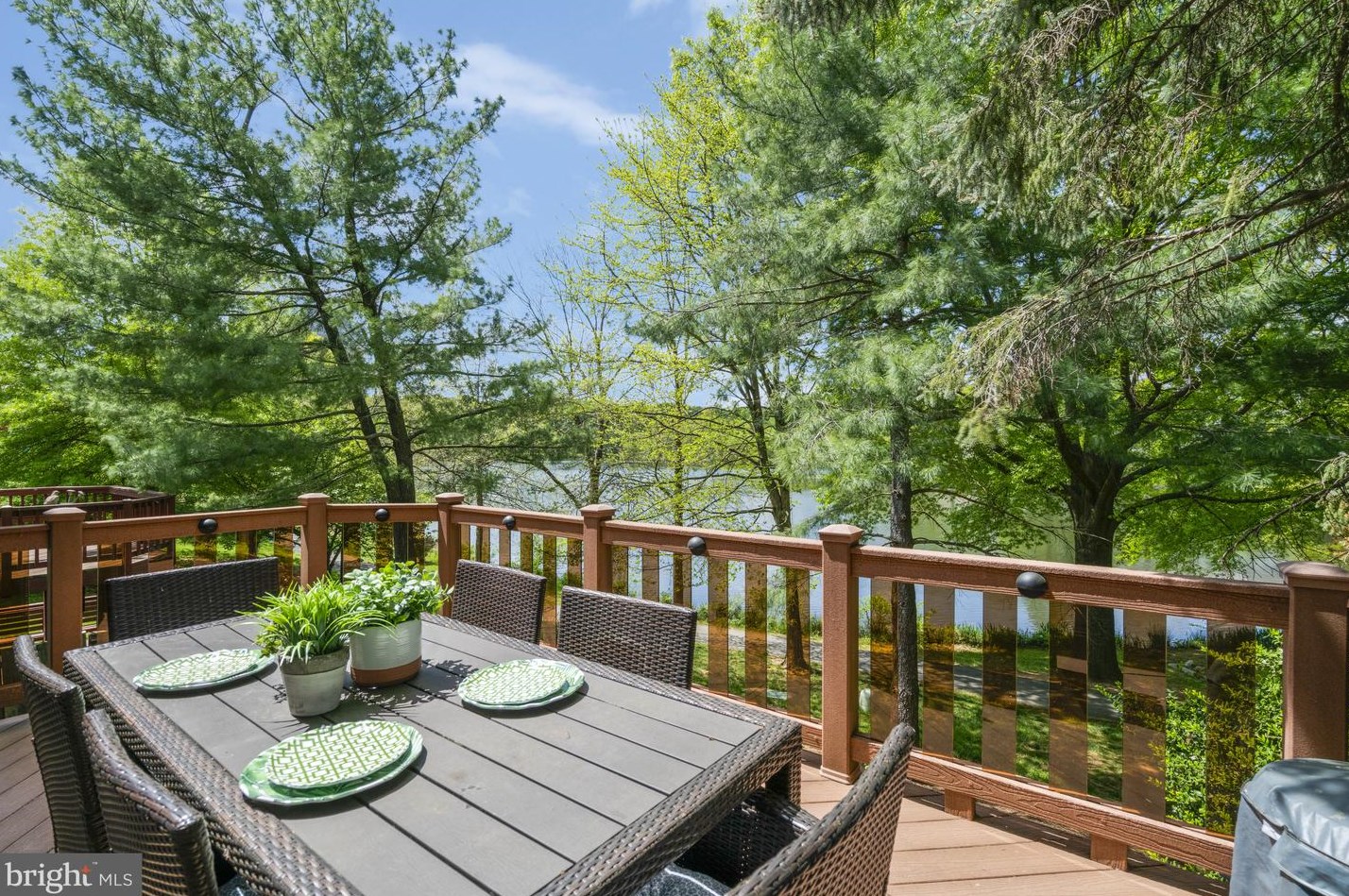 2916 Montauk Ct, Falls Church, VA 22042-4435