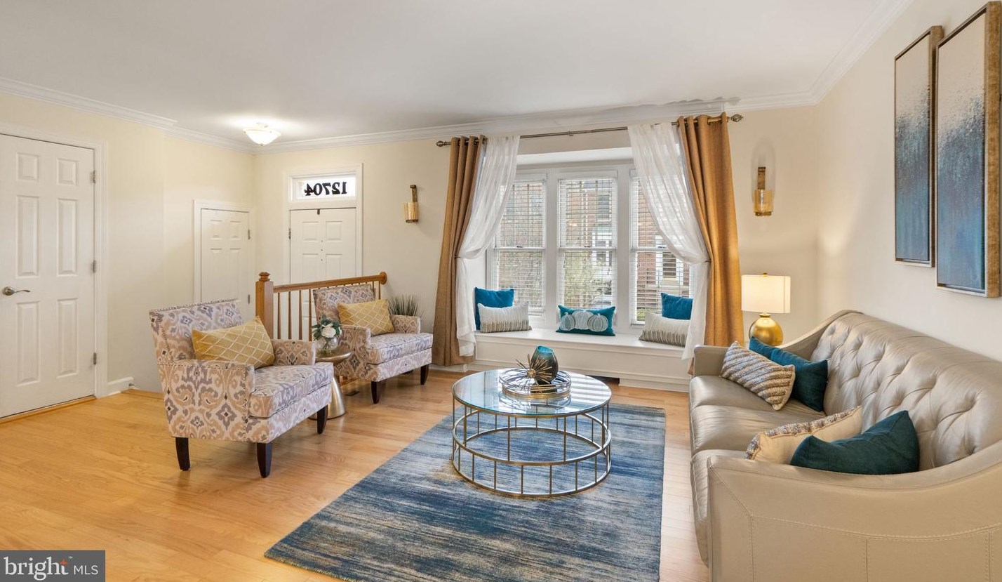 12704 Dogwood Hills Ln, Fairfax VA  22033-3243 exterior