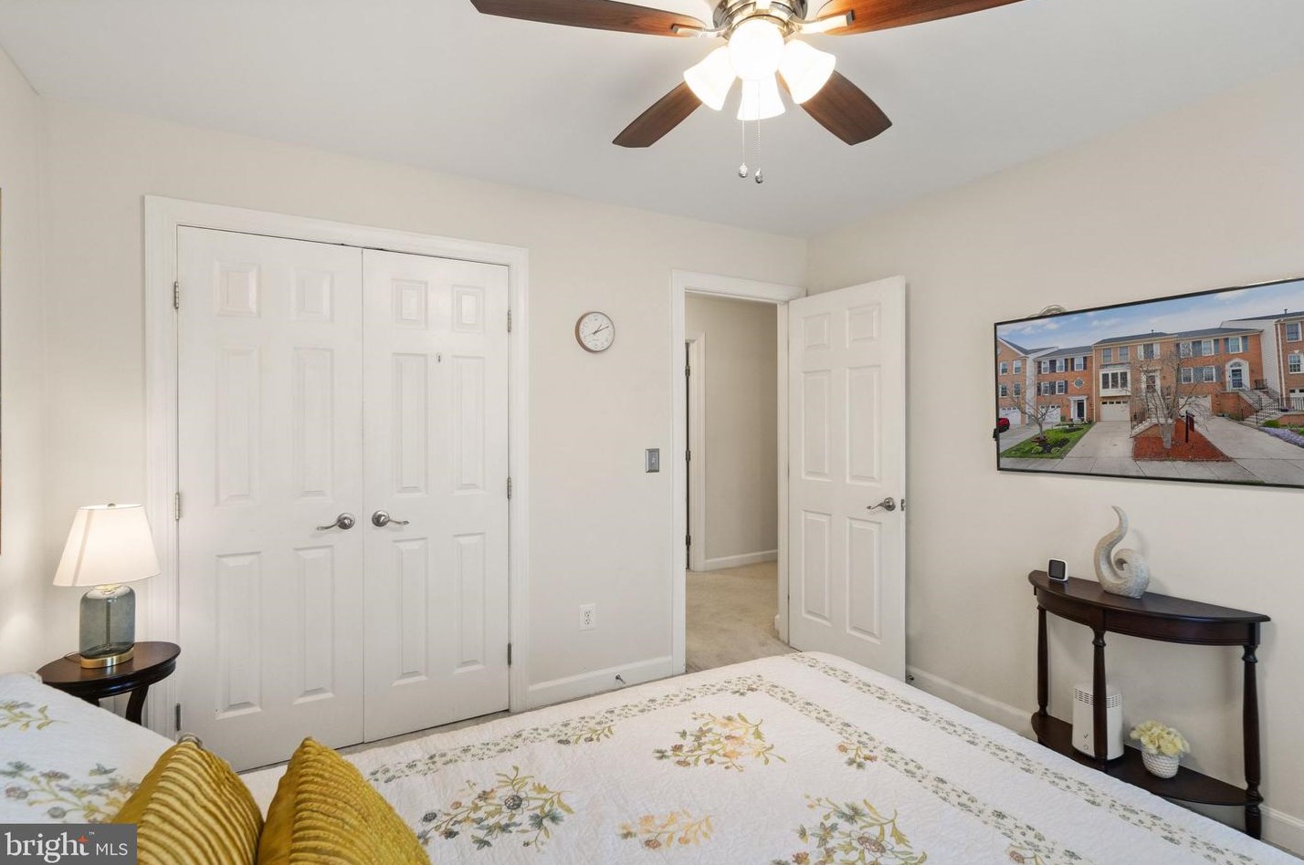 12704 Dogwood Hills Ln, Fairfax VA  22033-3243 exterior