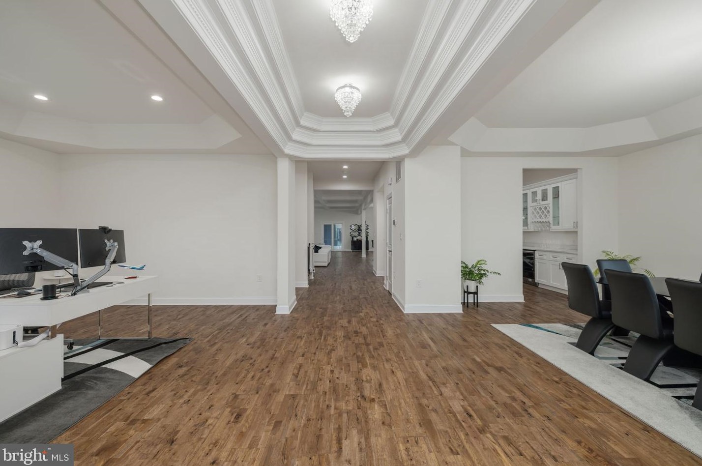 6031 Kathmoor Dr, Alexandria, VA 22310-1730