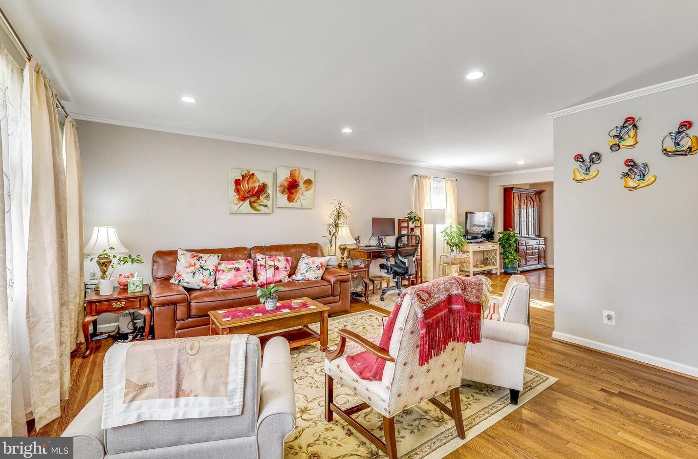 205 Tapawingo Rd, Vienna VA  22180-5975 exterior