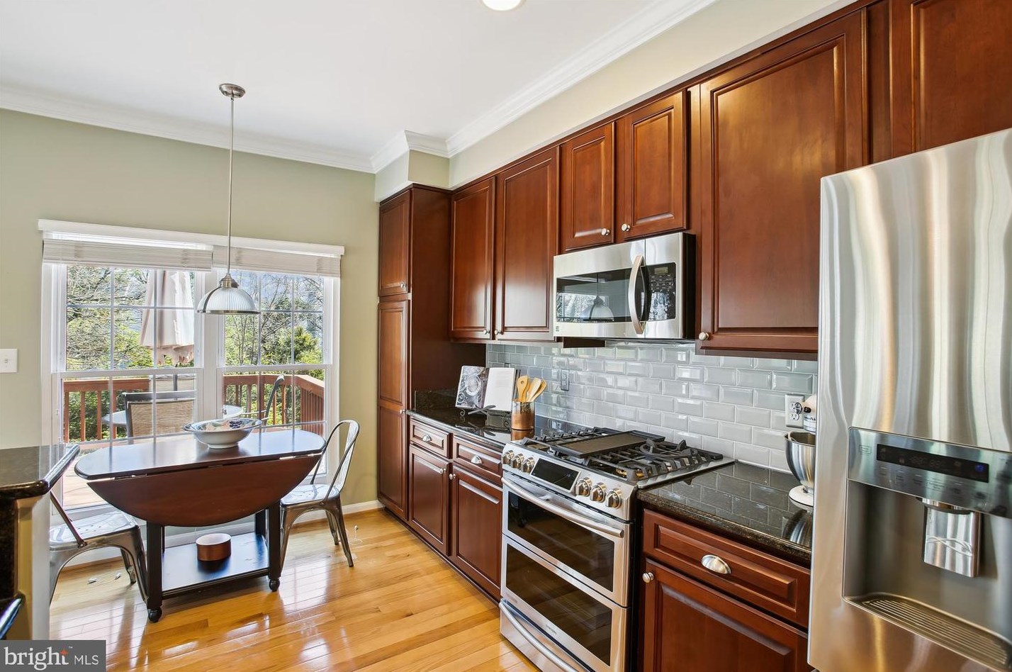 3021 Barden Oaks Ct, Vienna VA  22124-2500 exterior