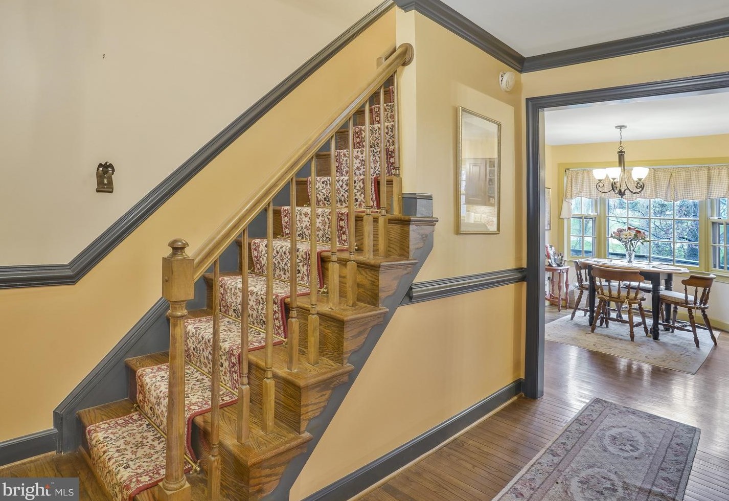 4885 Oakcrest Dr, Fairfax VA  22030-4568 exterior