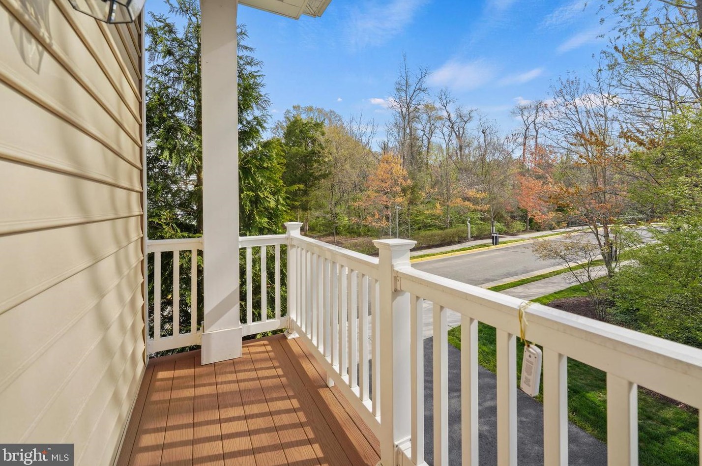 3571 Huntley Manor Ln, Alexandria VA  22306-5111 exterior