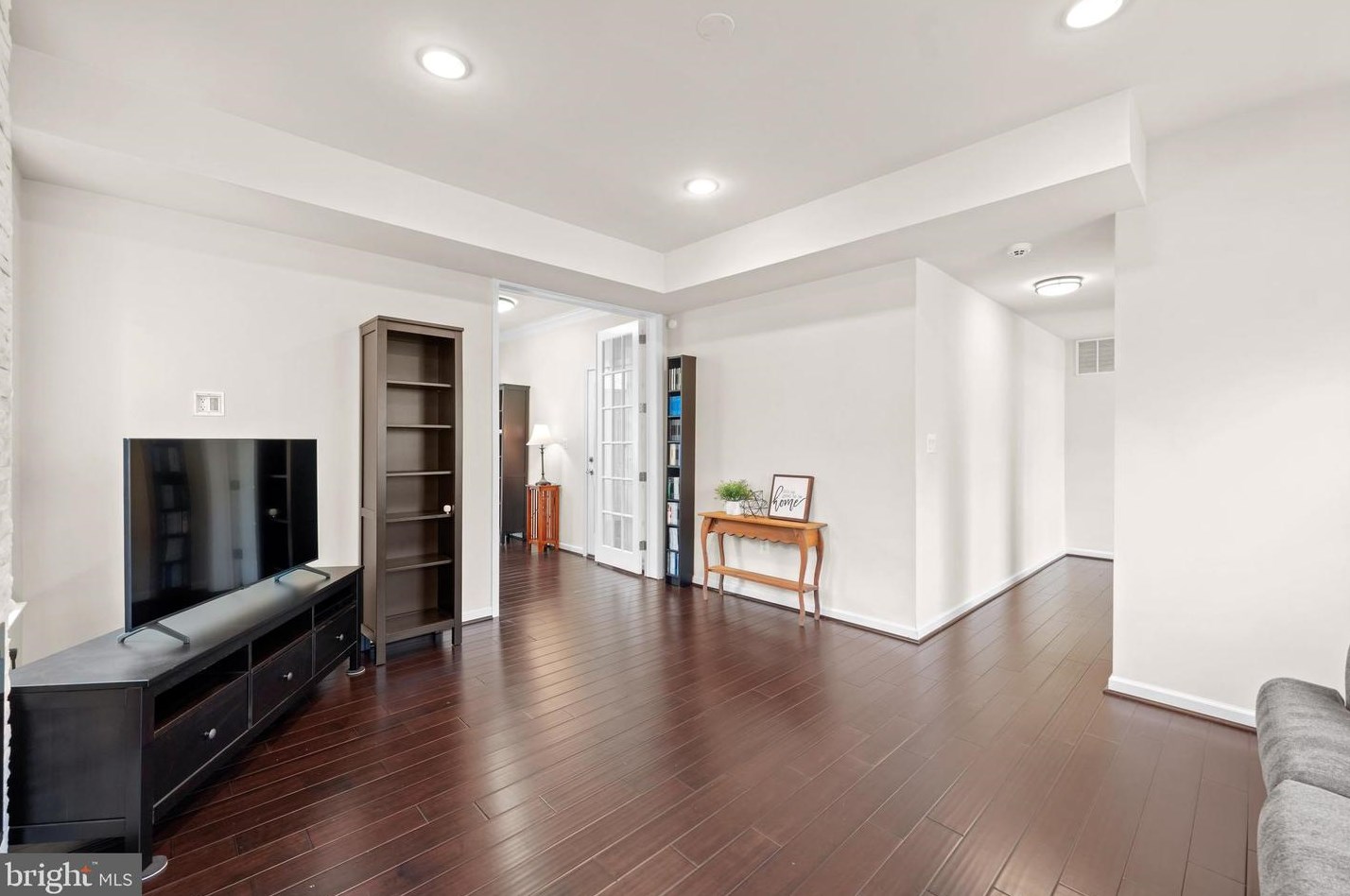 3571 Huntley Manor Ln, Alexandria VA  22306-5111 exterior