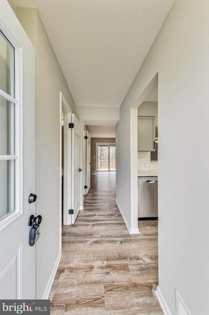 14832 Basingstoke Loop, Centreville, VA 20120