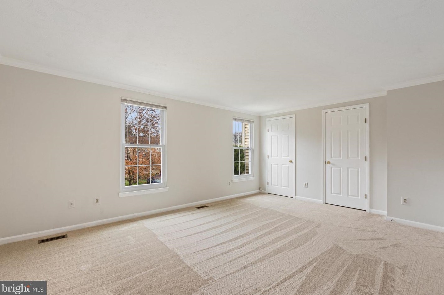 13941 Winding Ridge Ln, Centreville VA  20121-4809 exterior